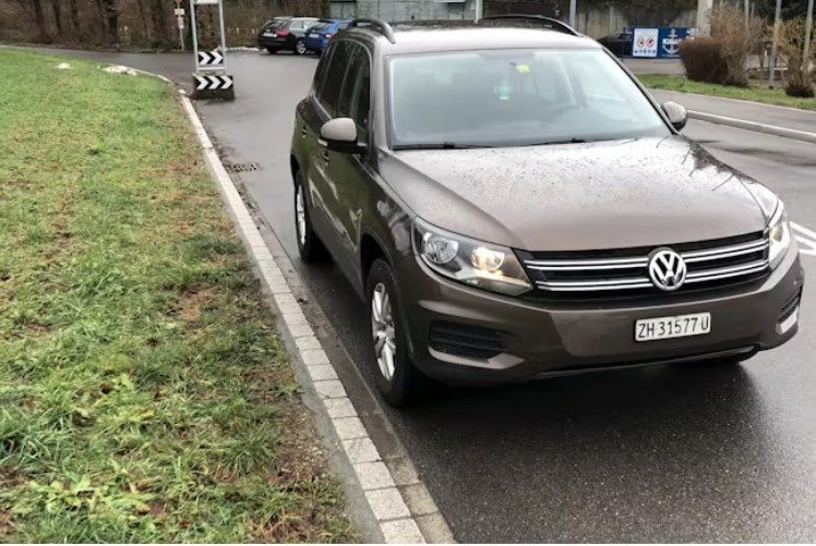 VW Tiguan 2.0 TSI 180 Track & Field DSG, Essence, Occasion / Utilisé, Automatique - 3