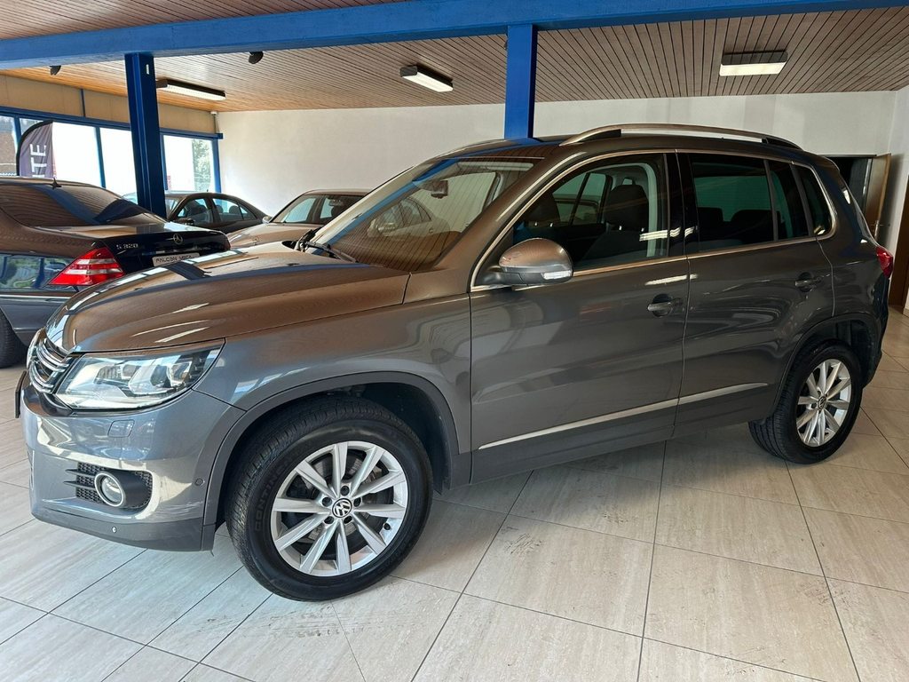 VW Tiguan 2.0 TSI 180 Sport & Style, Petrol, Second hand / Used, Manual - 2