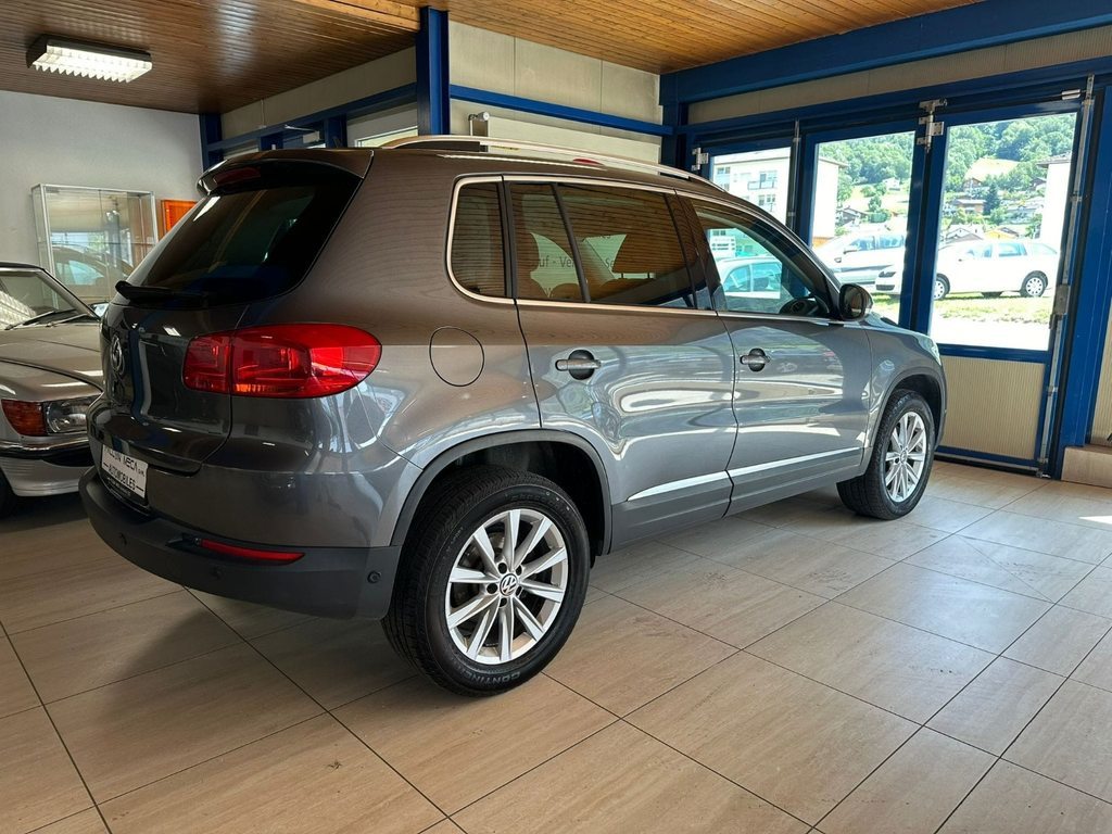 VW Tiguan 2.0 TSI 180 Sport & Style, Petrol, Second hand / Used, Manual - 6
