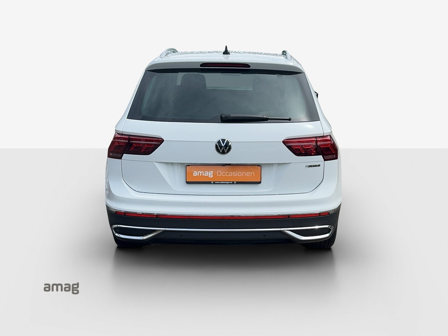 VW Tiguan Elegance, Diesel, Second hand / Used, Automatic - 4
