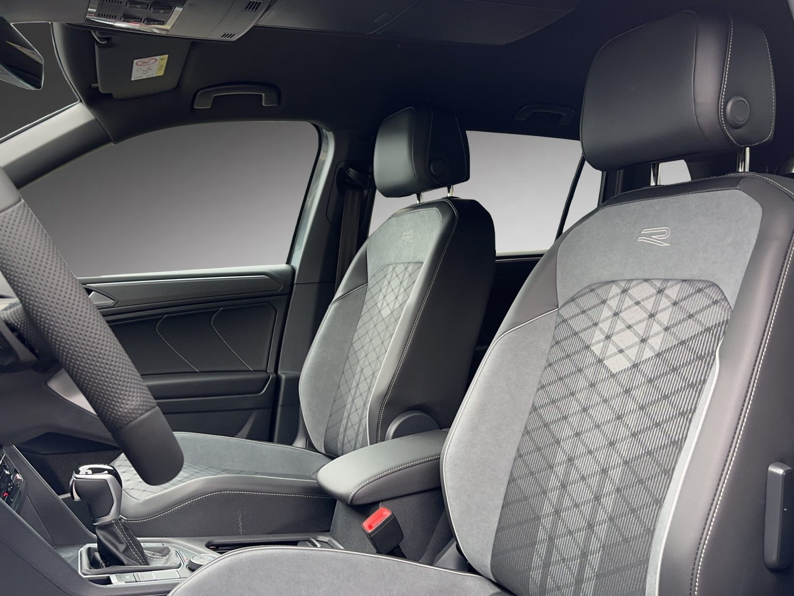 VW Tiguan Allspace R-Line, Essence, Occasion / Utilisé, Automatique - 4