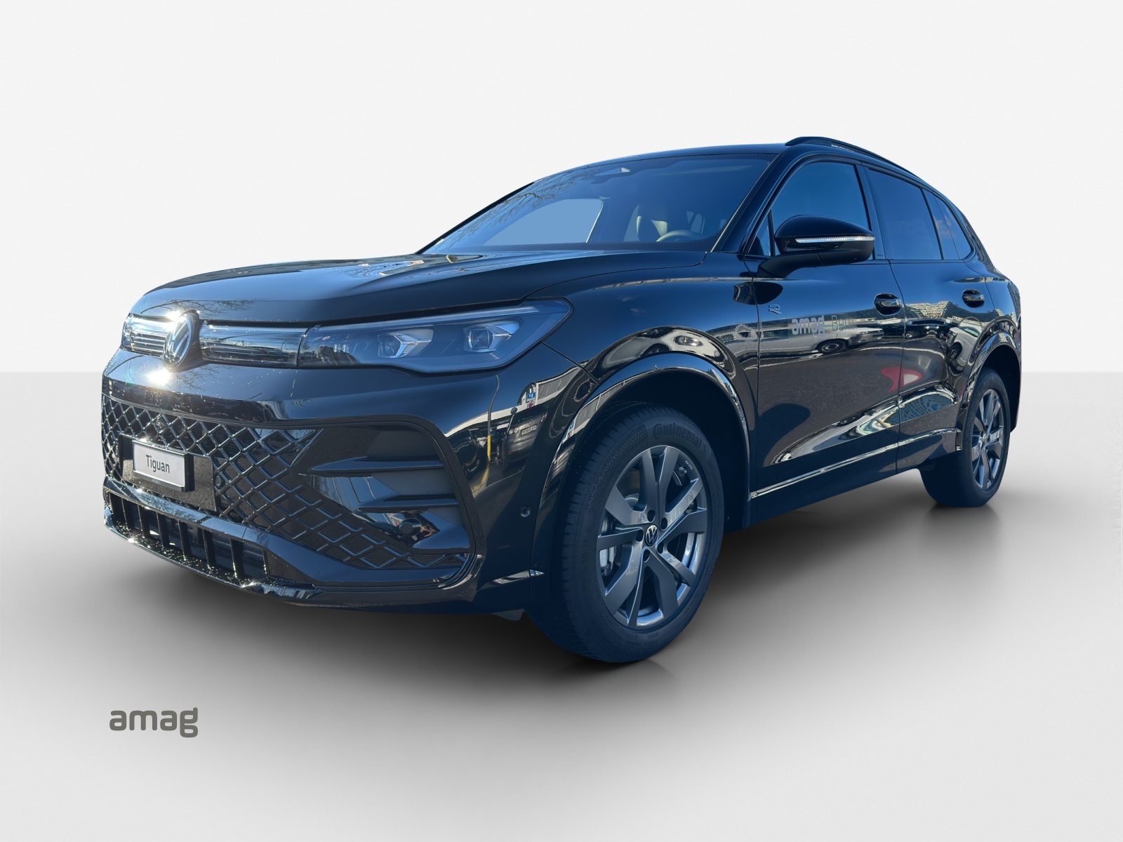 VW Tiguan R-Line