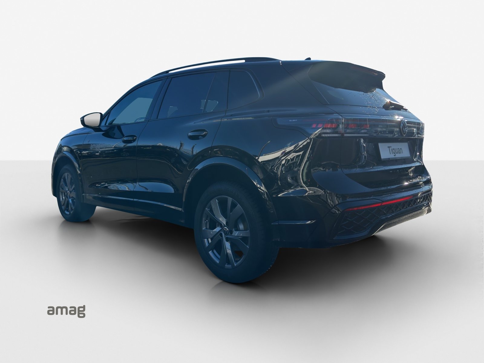 VW Tiguan R-Line, Diesel, Occasion / Gebraucht, Automatik - 3