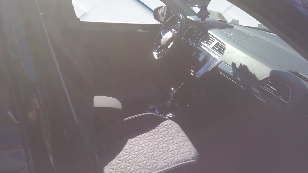 VW Tiguan 2.0TSI Life 4Motion DSG, Benzin, Occasion / Gebraucht, Automatik - 5