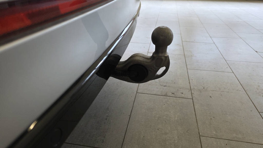 VW Tiguan 2.0 TSI R-Line DSG, Benzin, Occasion / Gebraucht, Automatik - 5
