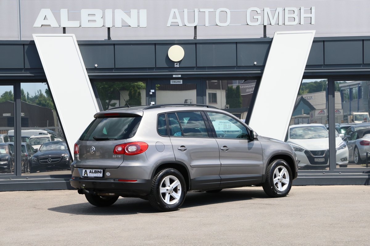 VW Tiguan 2.0 TSI Track&Field Tiptronic, Essence, Occasion / Utilisé, Automatique - 4
