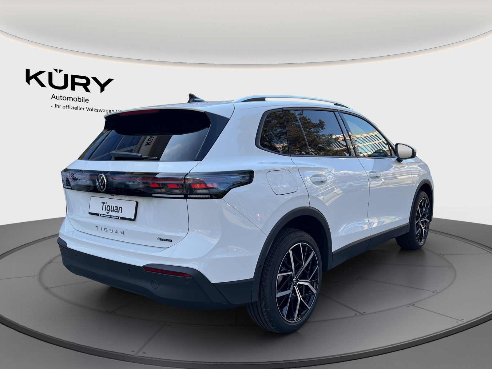 VW Tiguan UNITED, Benzin, Occasion / Gebraucht, Automatik - 5