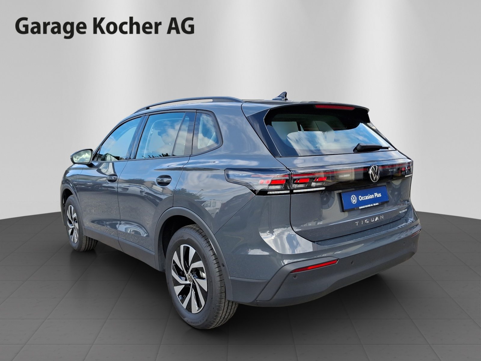 VW Tiguan Life, Hybride Intégral Essence/Électricité, Occasion / Utilisé, Automatique - 5