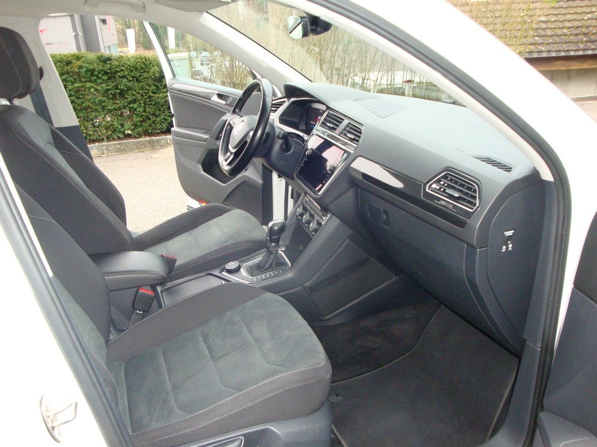VW Tiguan 2.0 TDI SCR Highline 4Motion DSG, Diesel, Occasion / Gebraucht, Automatik - 7