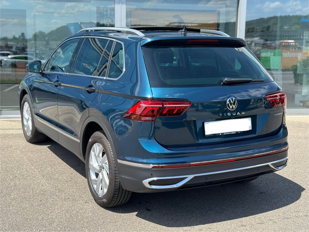 VW Tiguan 1.4TSI PHEV Elegance DSG, Plug-in-Hybrid Benzin/Elektro, Occasion / Gebraucht, Automatik - 6