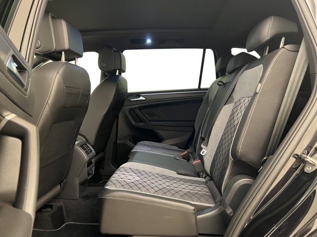 VW Tiguan Allspace 2.0 TDI R-Line Black Style, Diesel, Occasion / Utilisé, Automatique - 6