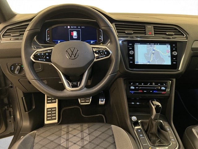 VW Tiguan Allspace 2.0 TDI R-Line Black Style, Diesel, Occasion / Gebraucht, Automatik - 7