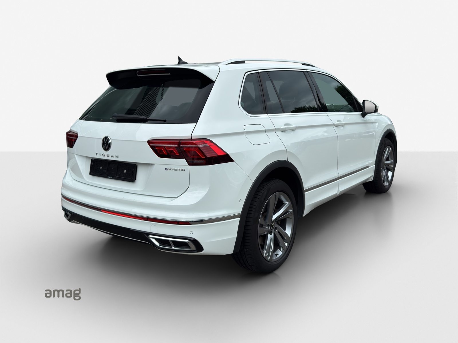 VW Tiguan R-Line SELECTION PHEV, Hybride Intégral Essence/Électricité, Occasion / Utilisé, Automatique - 6