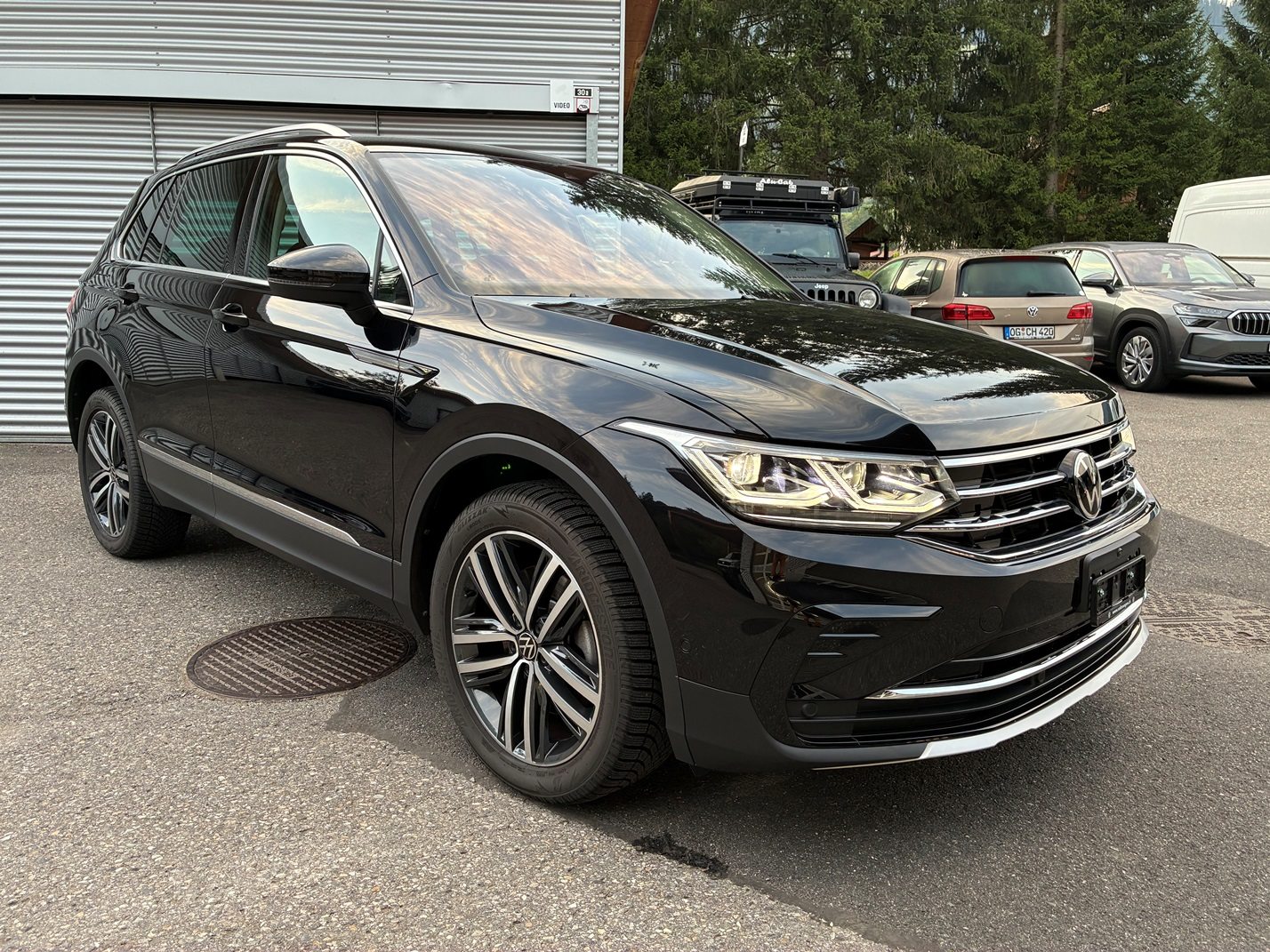 VW Tiguan Elegance, Diesel, Occasioni / Usate, Automatico - 4