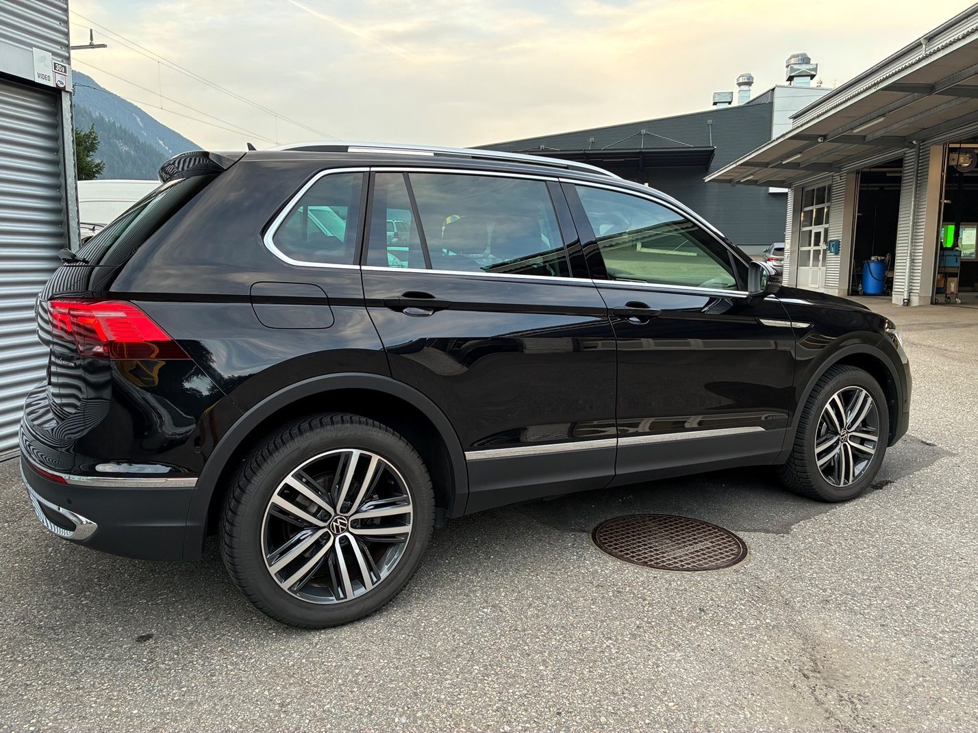 VW Tiguan Elegance, Diesel, Occasioni / Usate, Automatico - 6