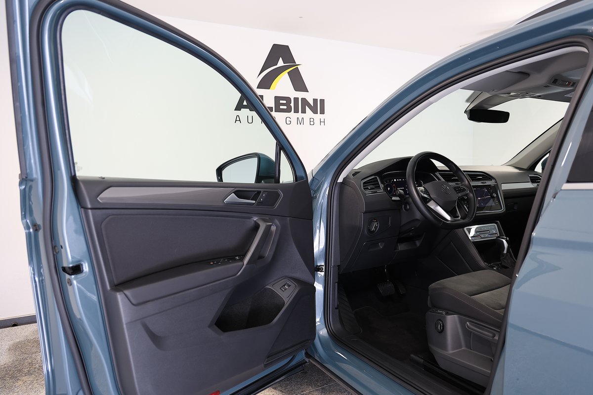 VW Tiguan Allspace 2.0TSI Life 4Motion DSG, Petrol, Second hand / Used, Automatic - 5