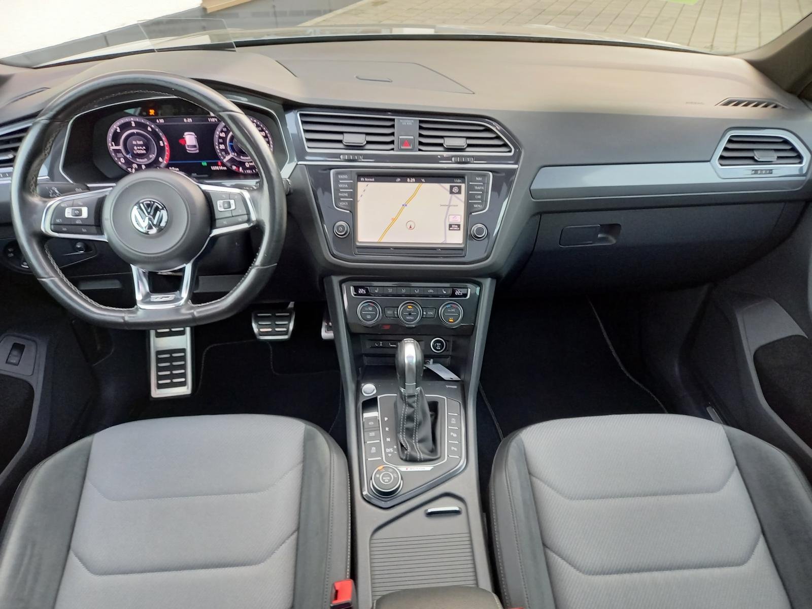 VW Tiguan 2.0 TDI SCR Highline DSG, Diesel, Second hand / Used, Automatic - 6