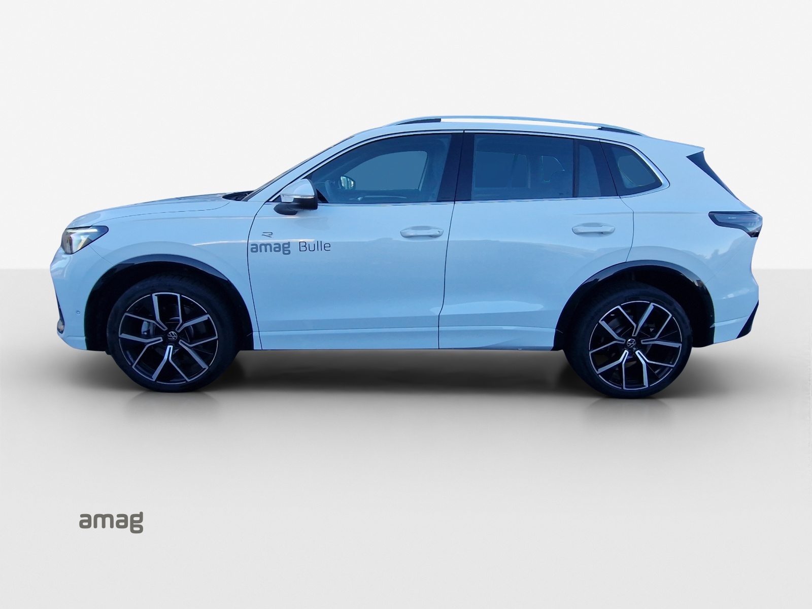 VW Tiguan R-Line UNITED, Benzin, Occasion / Gebraucht, Automatik - 2