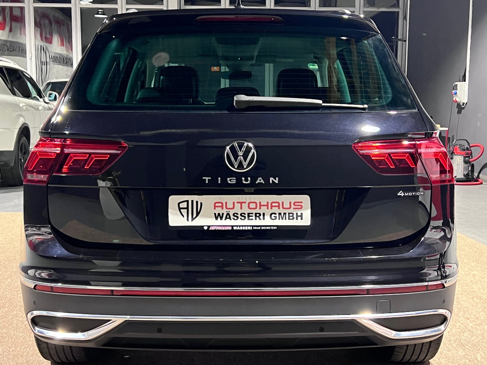 VW Tiguan 2.0 TDI SCR Elegance 4Motion DSG, Diesel, Second hand / Used, Automatic - 4