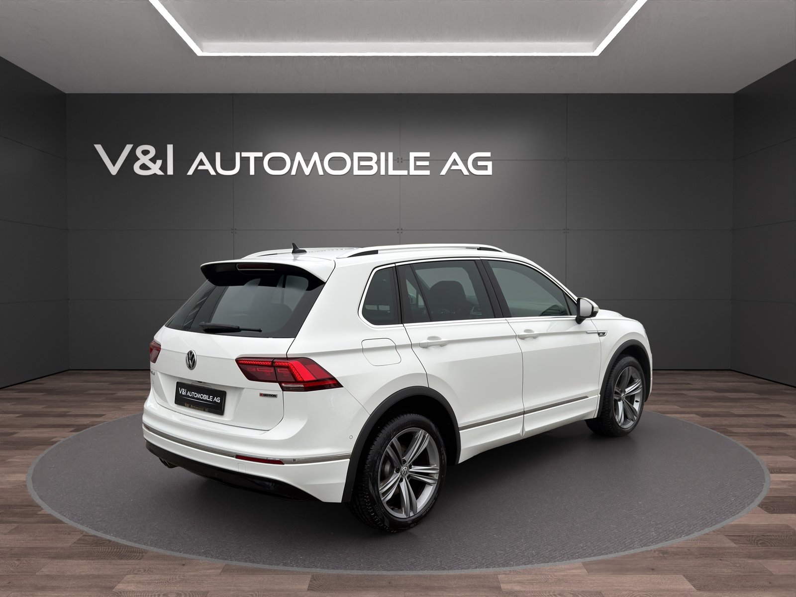 VW Tiguan 2.0TSI R-Line Highline 4Motion DSG, Essence, Occasion / Utilisé, Automatique - 5