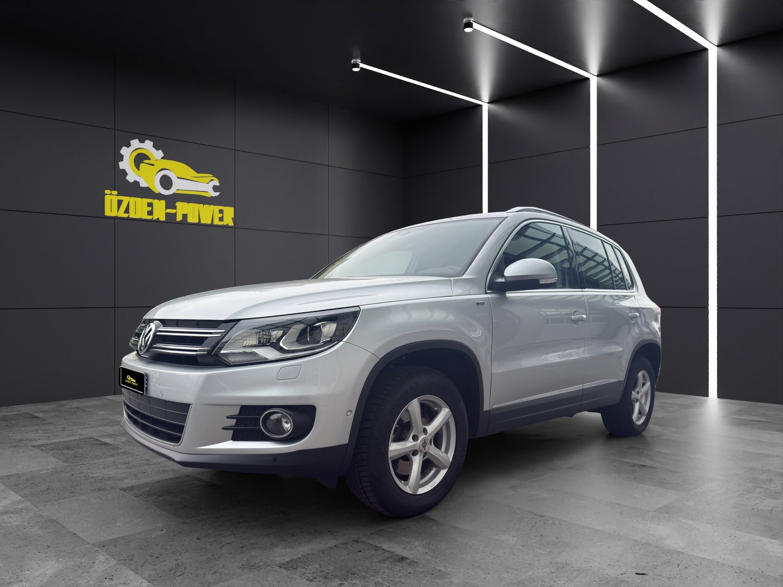 VW Tiguan 2.0 TDI BMT Cup R-Line 4Motion DSG, Diesel, Occasioni / Usate, Automatico