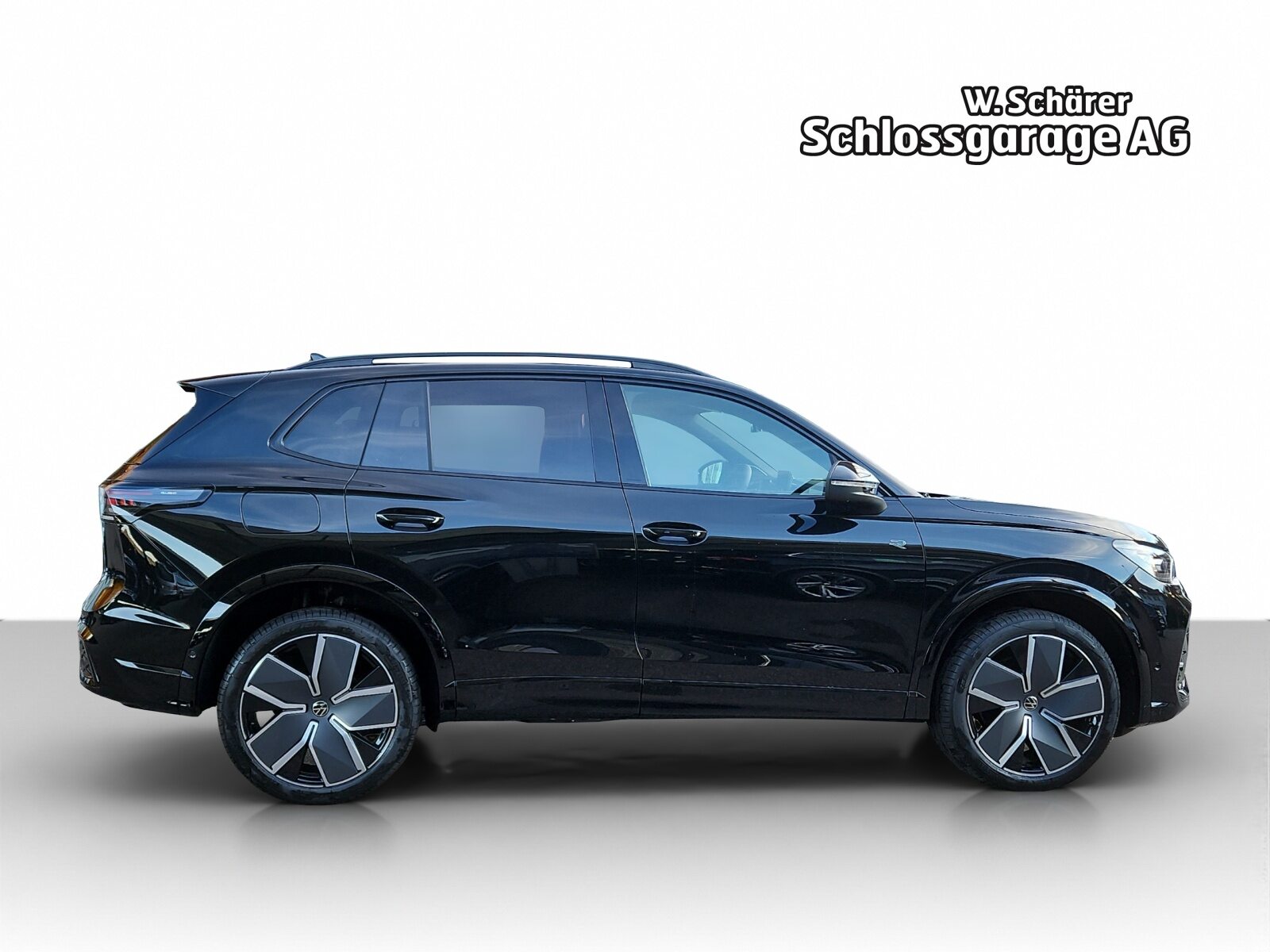 VW Tiguan R-Line, Benzin, Occasion / Gebraucht, Automatik - 7