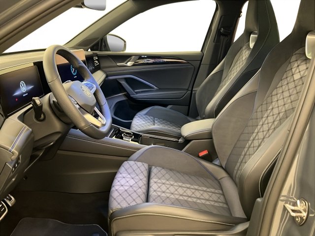 VW Tiguan 2.0 TSI R-Line DSG 4motion, Benzin, Occasion / Gebraucht, Automatik - 5