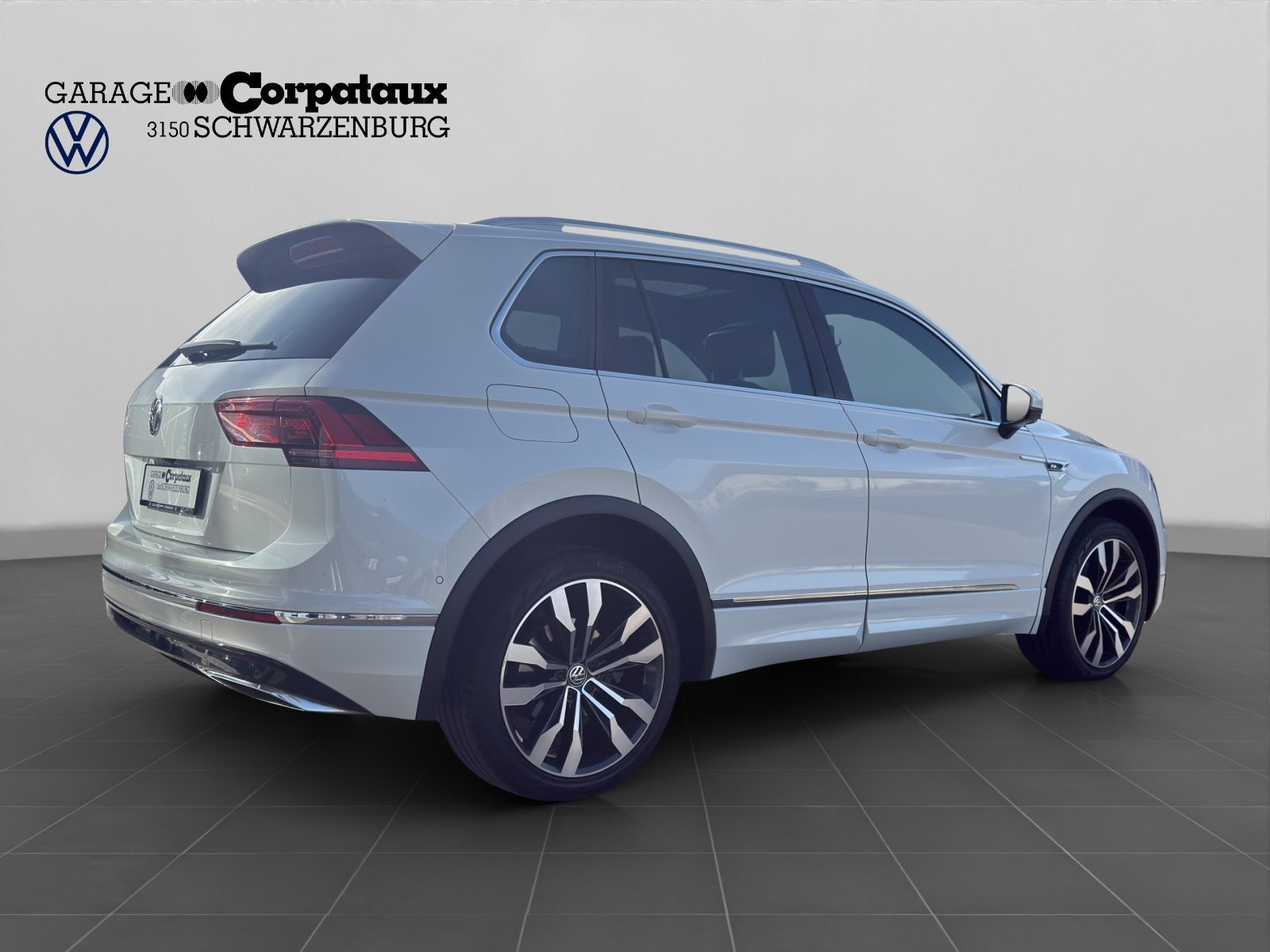 VW NEW Tiguan Highline, Diesel, Second hand / Used, Automatic - 6