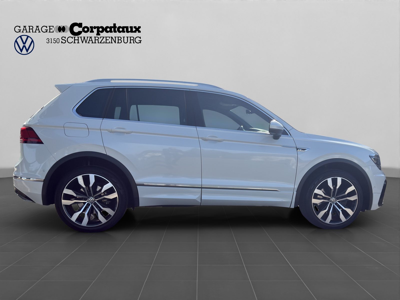 VW NEW Tiguan Highline, Diesel, Second hand / Used, Automatic - 7