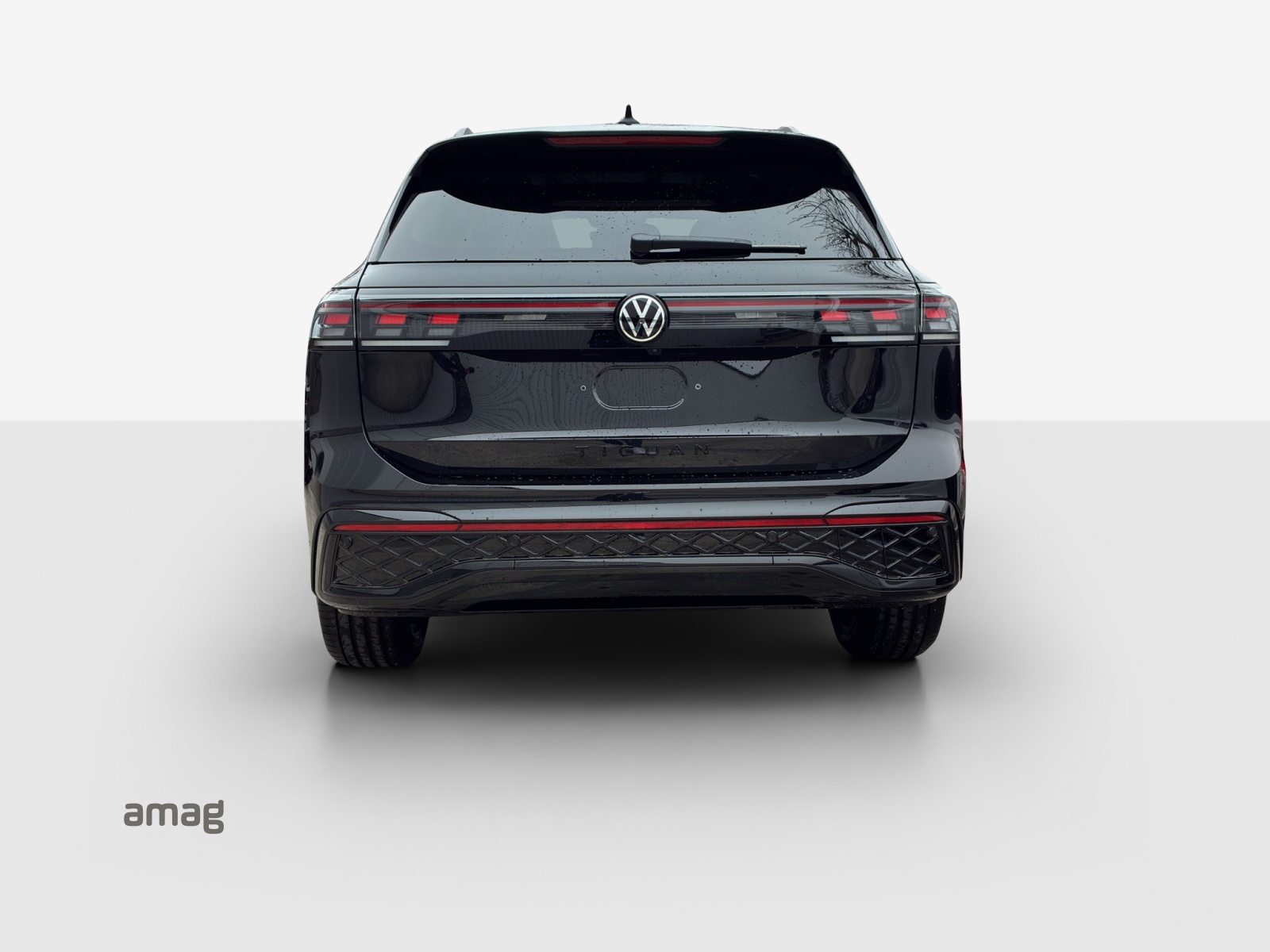 VW Tiguan R-Line, Benzina, Occasioni / Usate, Automatico - 5