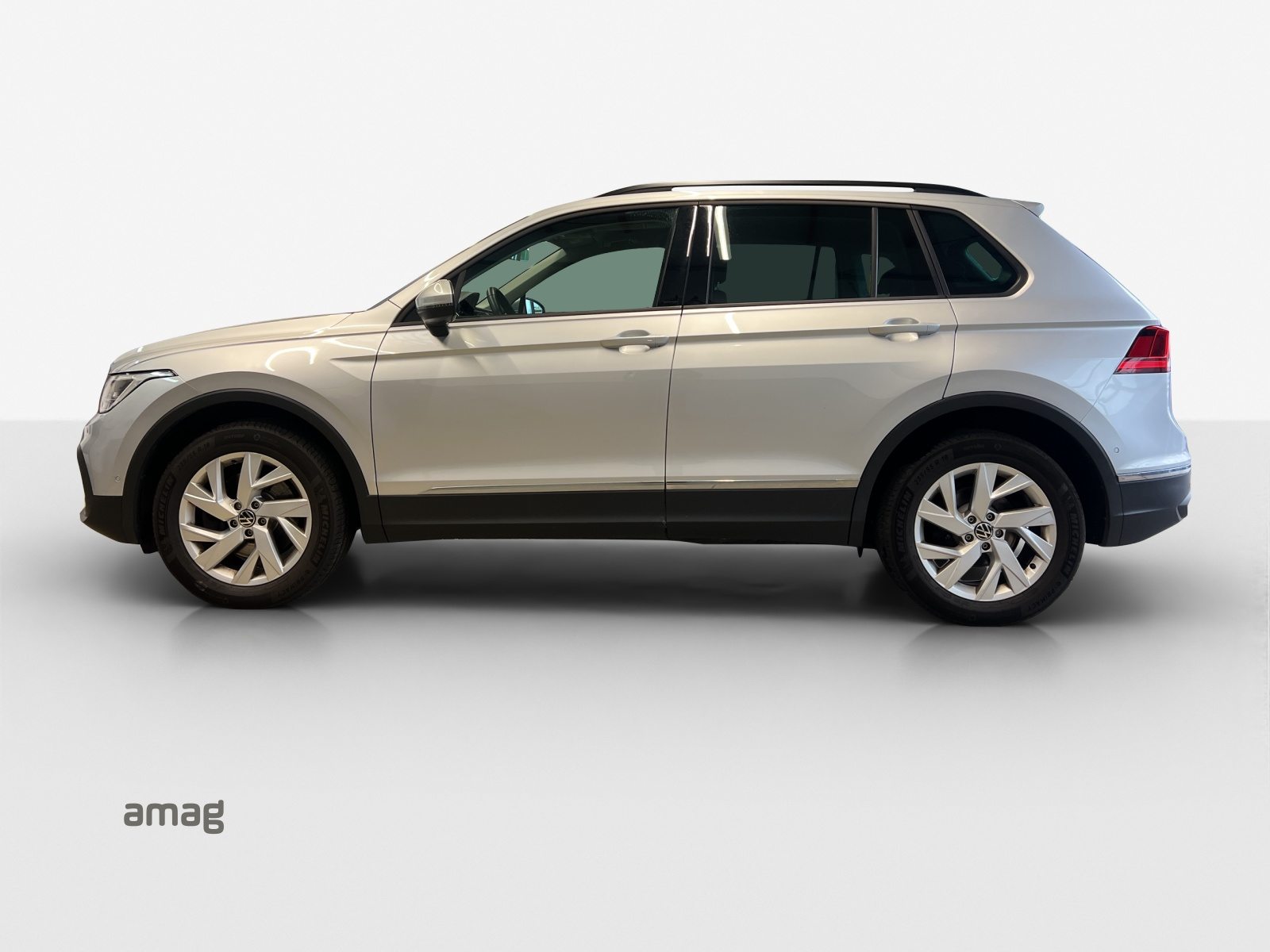 VW Tiguan Life, Essence, Occasion / Utilisé, Automatique - 2