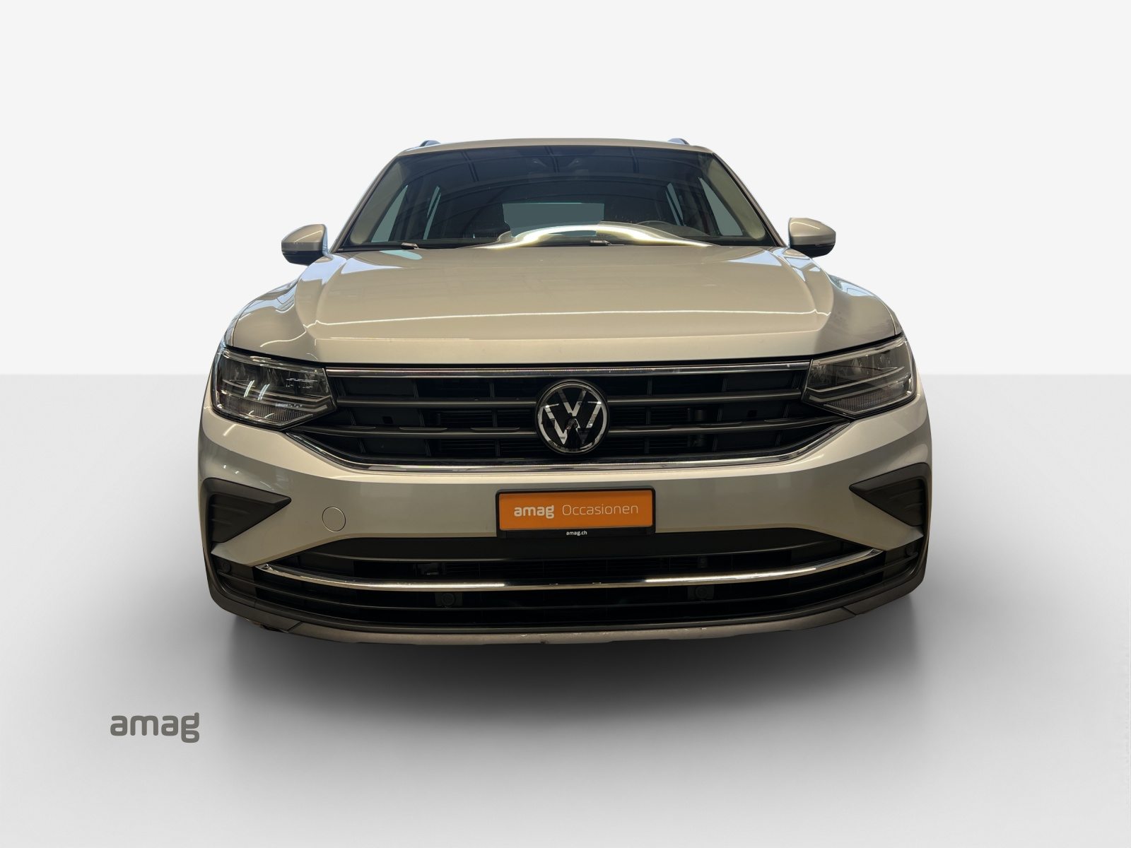 VW Tiguan Life, Essence, Occasion / Utilisé, Automatique - 7