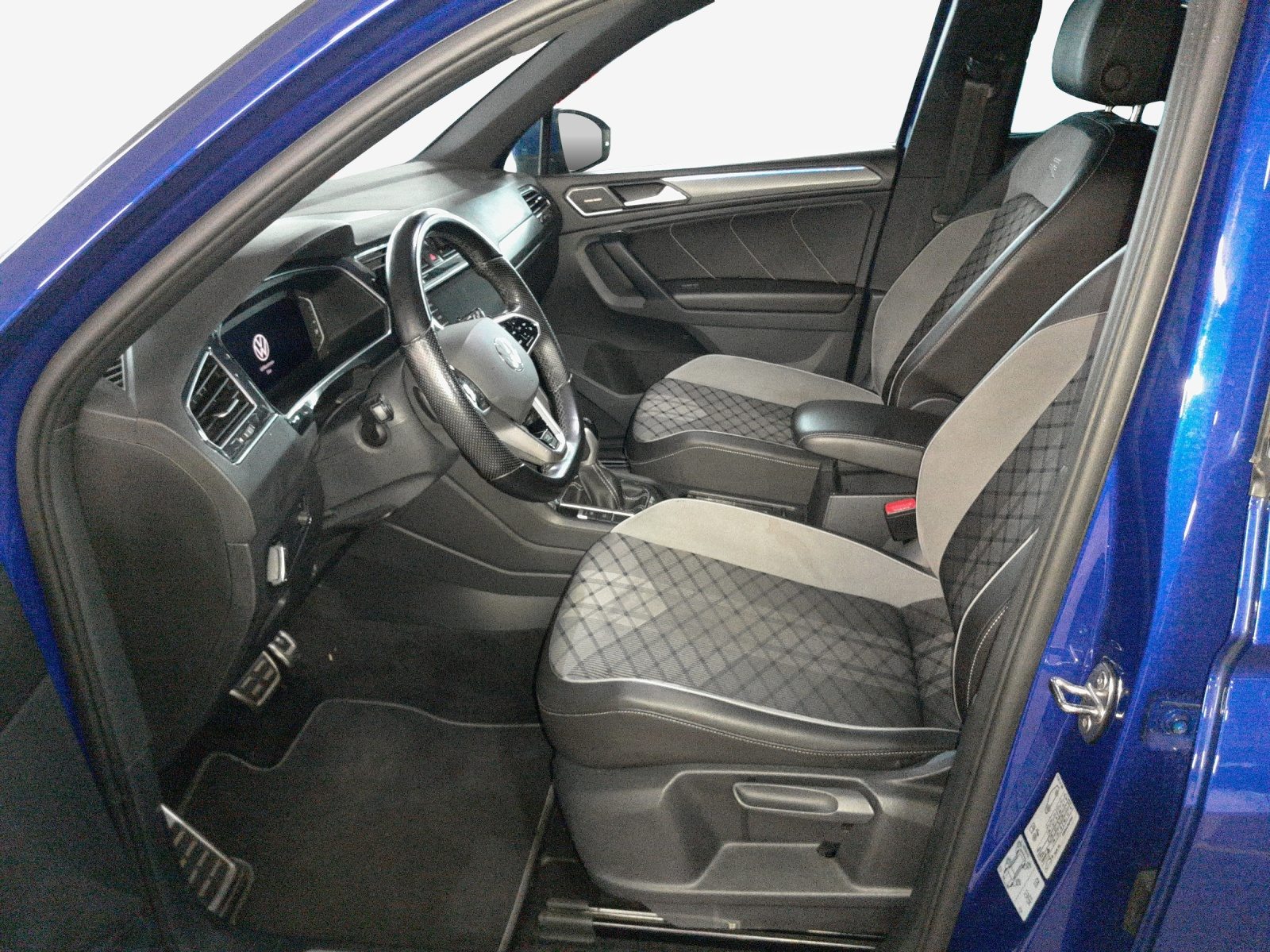 VW Tiguan R-Line, Benzina, Occasioni / Usate, Automatico - 7