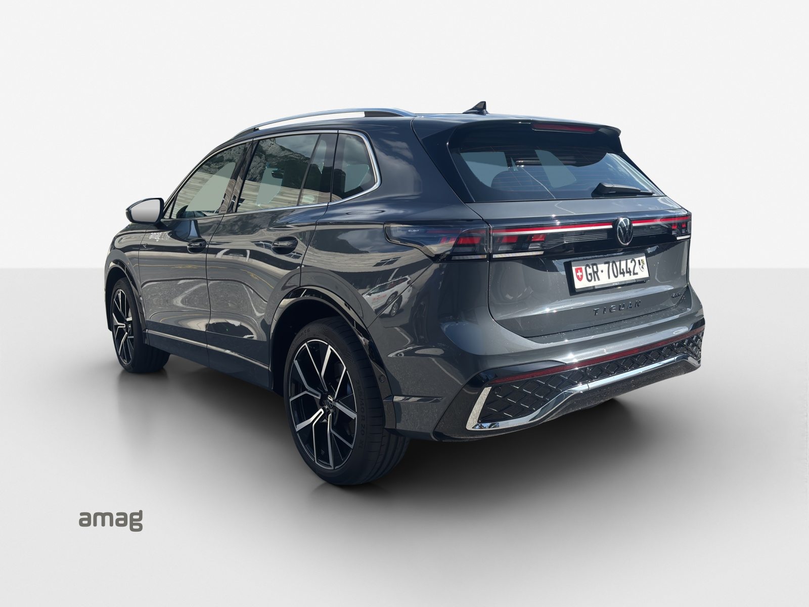 VW Tiguan R-Line, Essence, Occasion / Utilisé, Automatique - 3