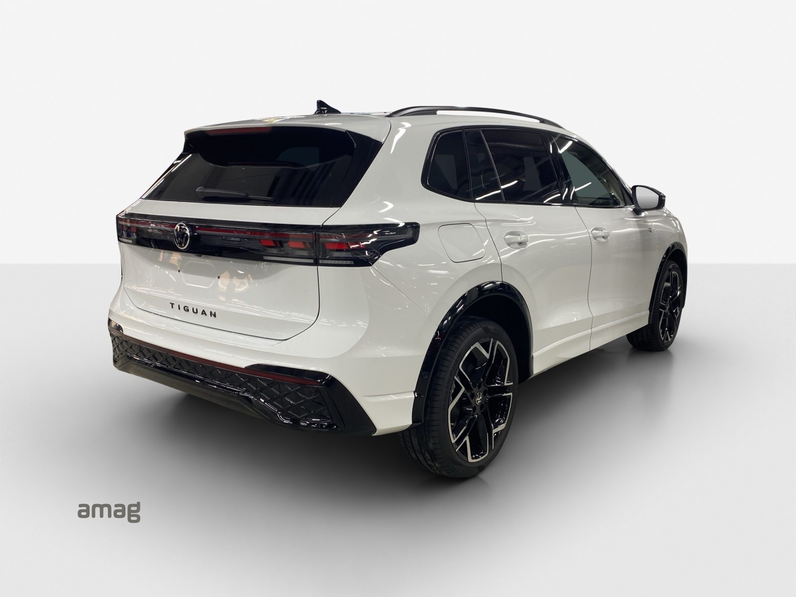 VW Tiguan R-Line, Diesel, Occasion / Gebraucht, Automatik - 5