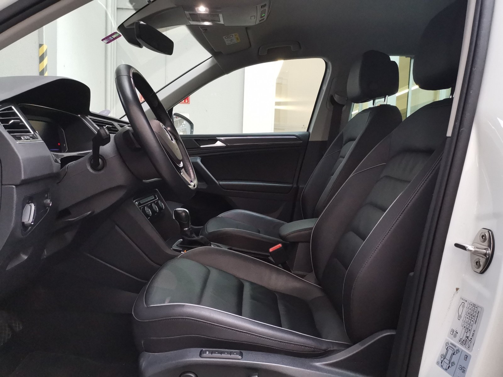 VW Tiguan 2.0TSI Highline 4Motion DSG, Benzin, Occasion / Gebraucht, Automatik - 5