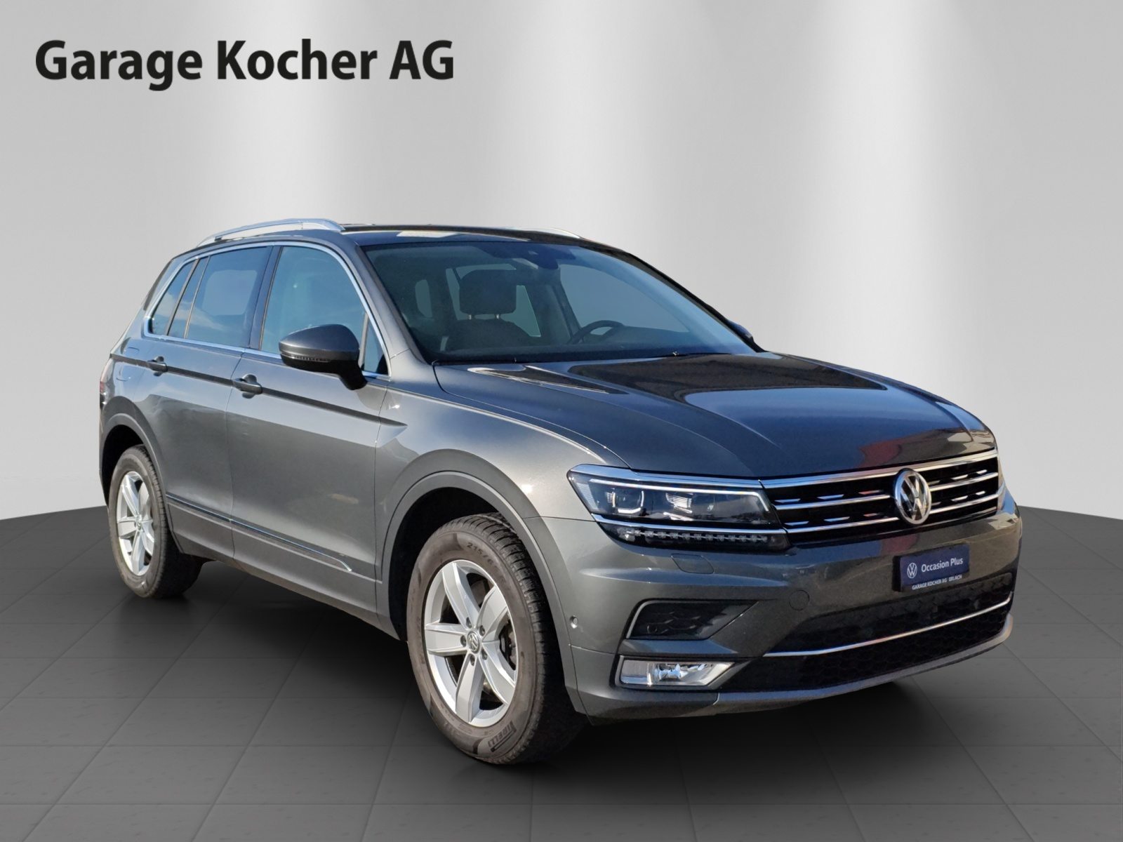 VW NEW Tiguan Highline, Benzin, Occasion / Gebraucht, Automatik - 7