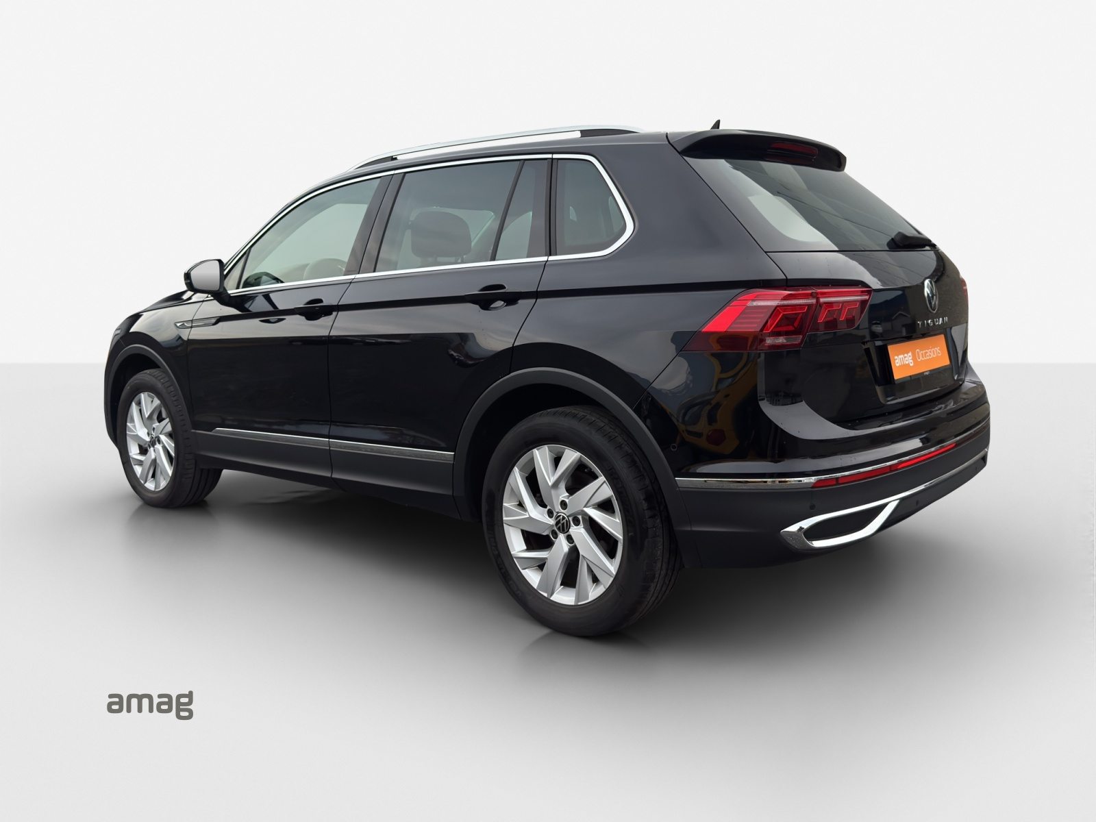 VW Tiguan Elegance, Diesel, Occasion / Gebraucht, Automatik - 3