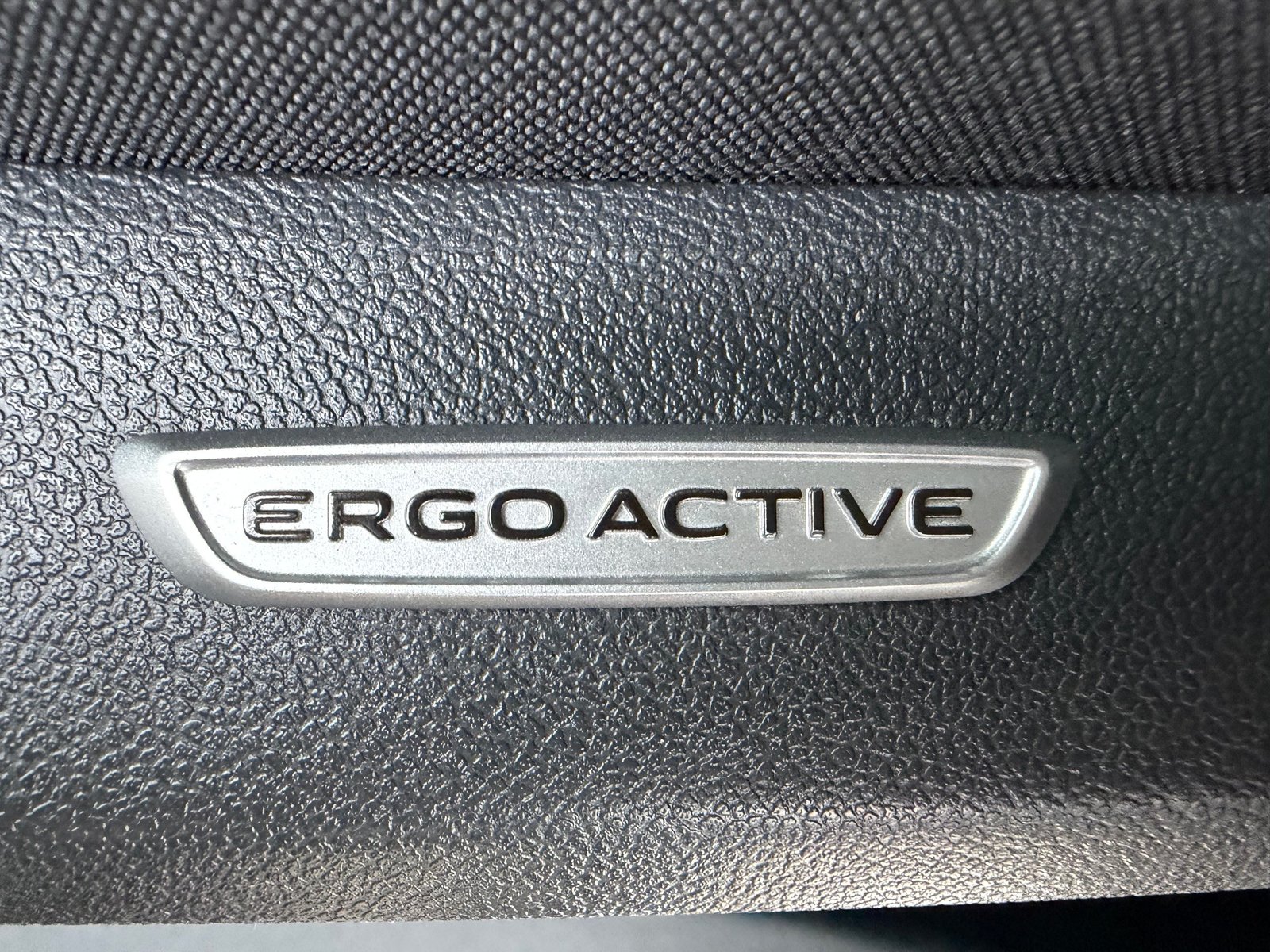 VW Tiguan 2.0 TDI SCR R-Line 4Motion DSG, Diesel, Occasion / Utilisé, Automatique - 7