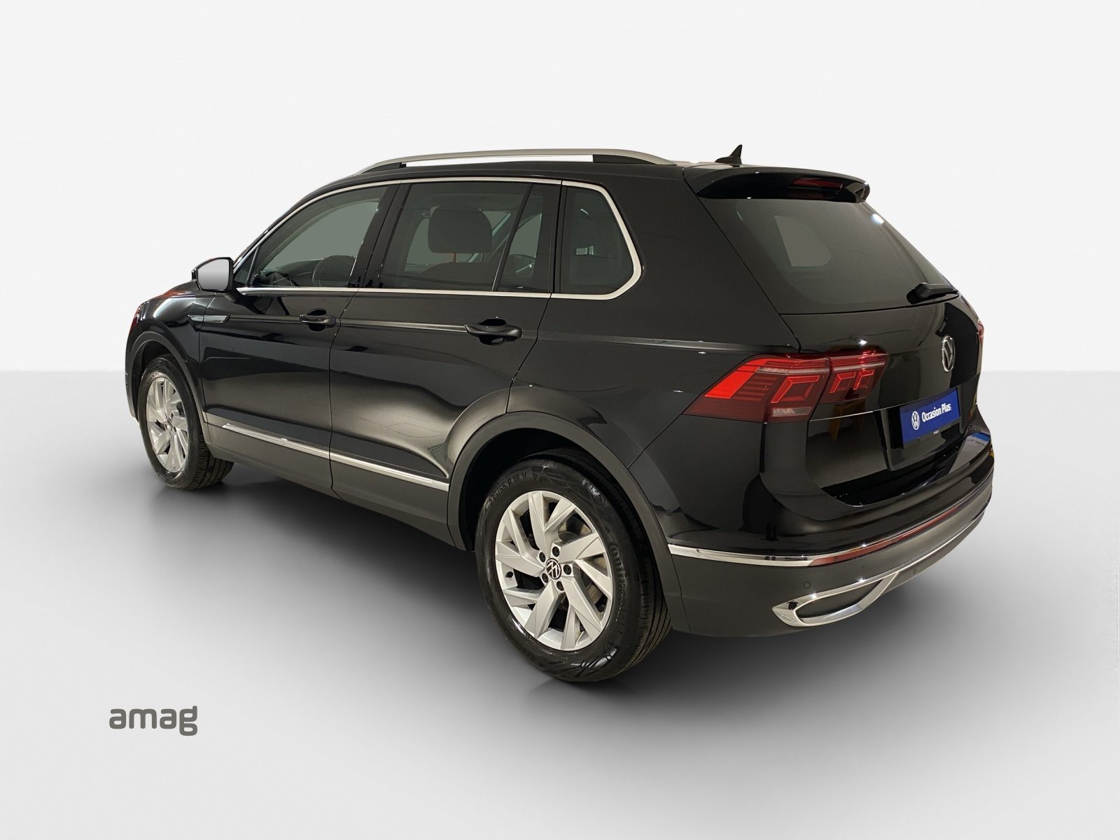 VW Tiguan Elegance, Diesel, Second hand / Used, Automatic - 3