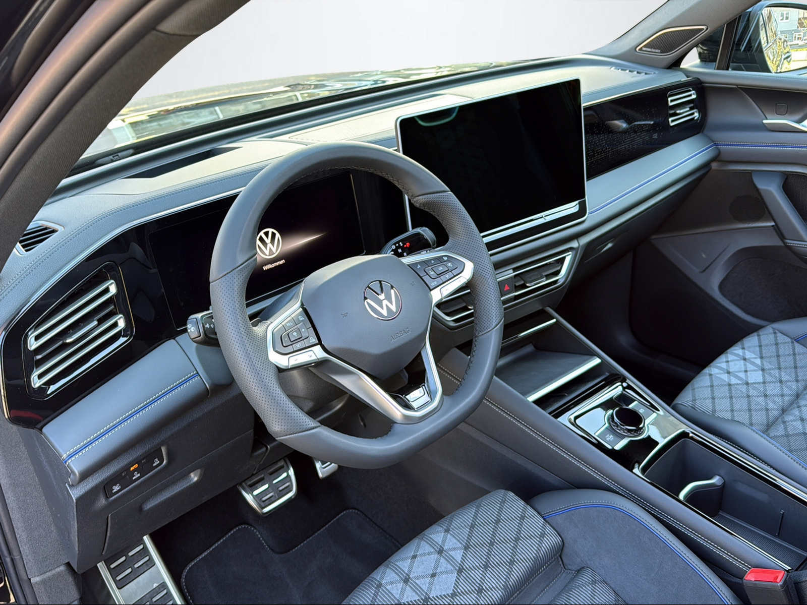 VW Tiguan 2.0 TSI R-Line DSG 4motion, Benzina, Occasioni / Usate, Automatico - 7