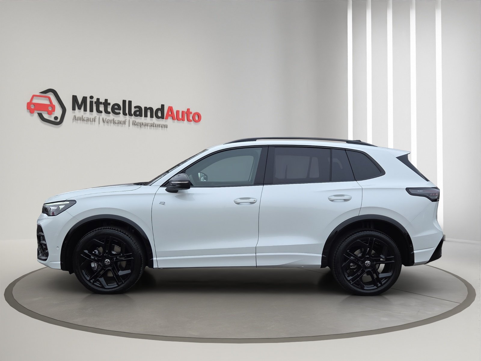 VW Tiguan 2.0 TDI SCR R-Line 4Motion DSG, Diesel, Occasioni / Usate, Automatico - 5