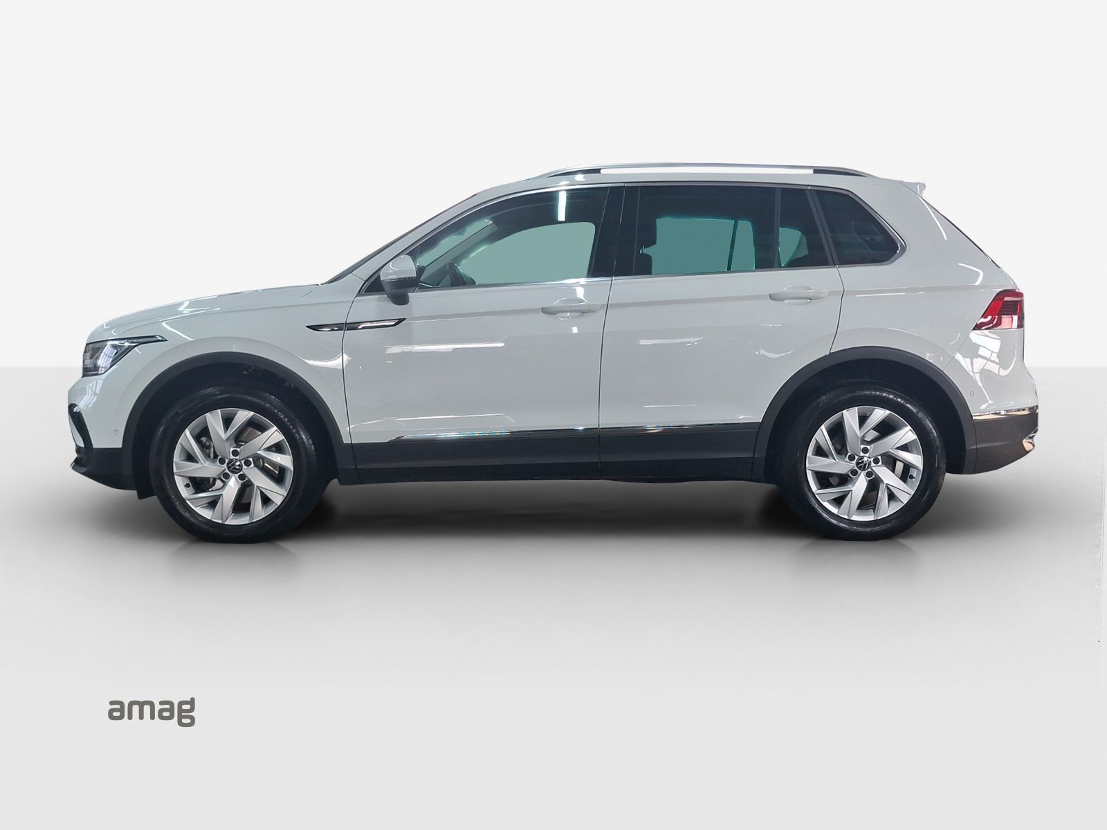 VW Tiguan Elegance, Diesel, Occasion / Utilisé, Automatique - 2