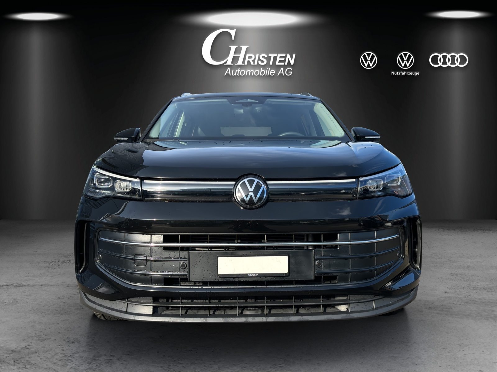 VW Tiguan UNITED, Petrol, Second hand / Used, Automatic - 3