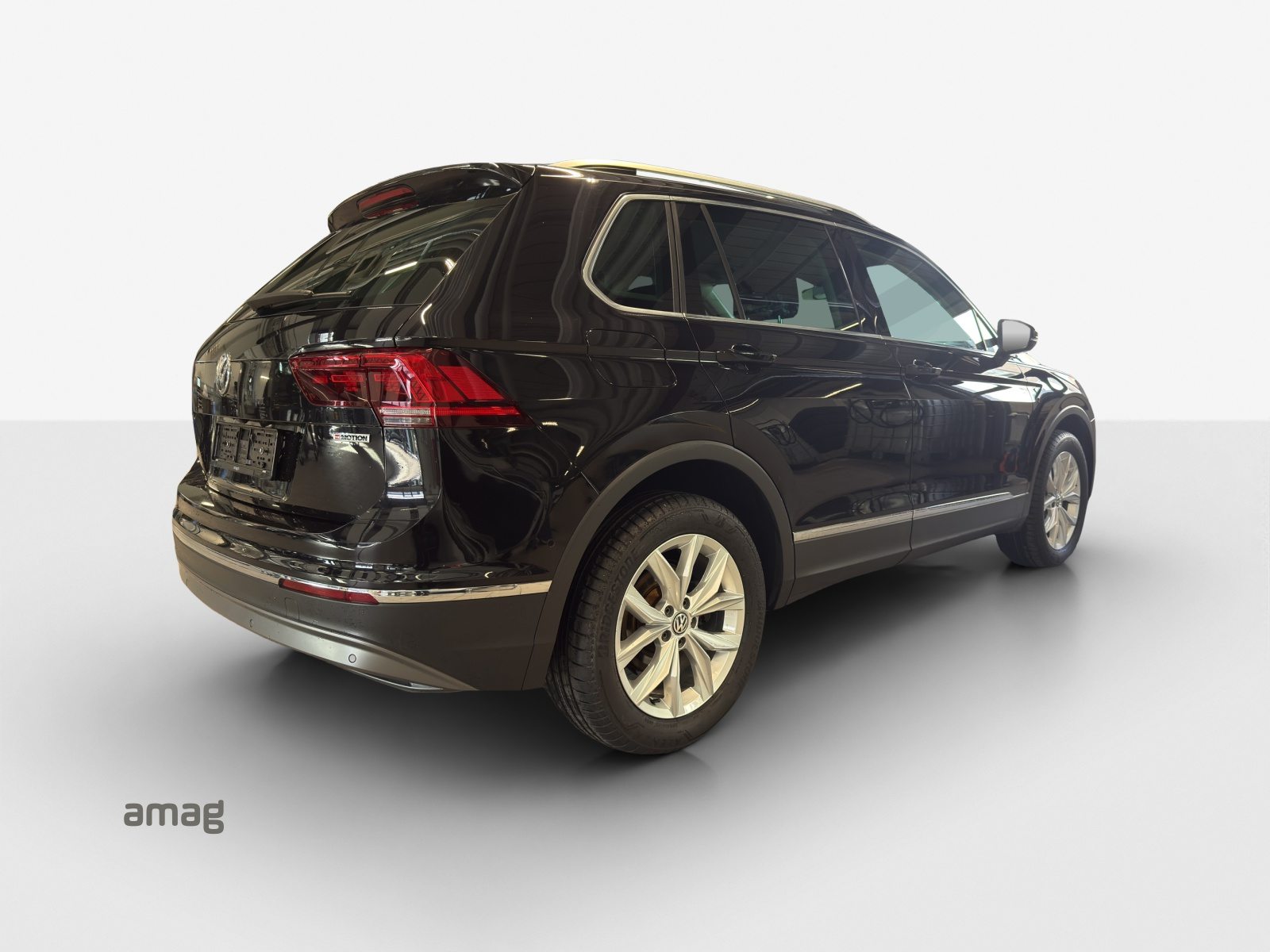 VW Tiguan Highline, Essence, Occasion / Utilisé, Automatique - 5