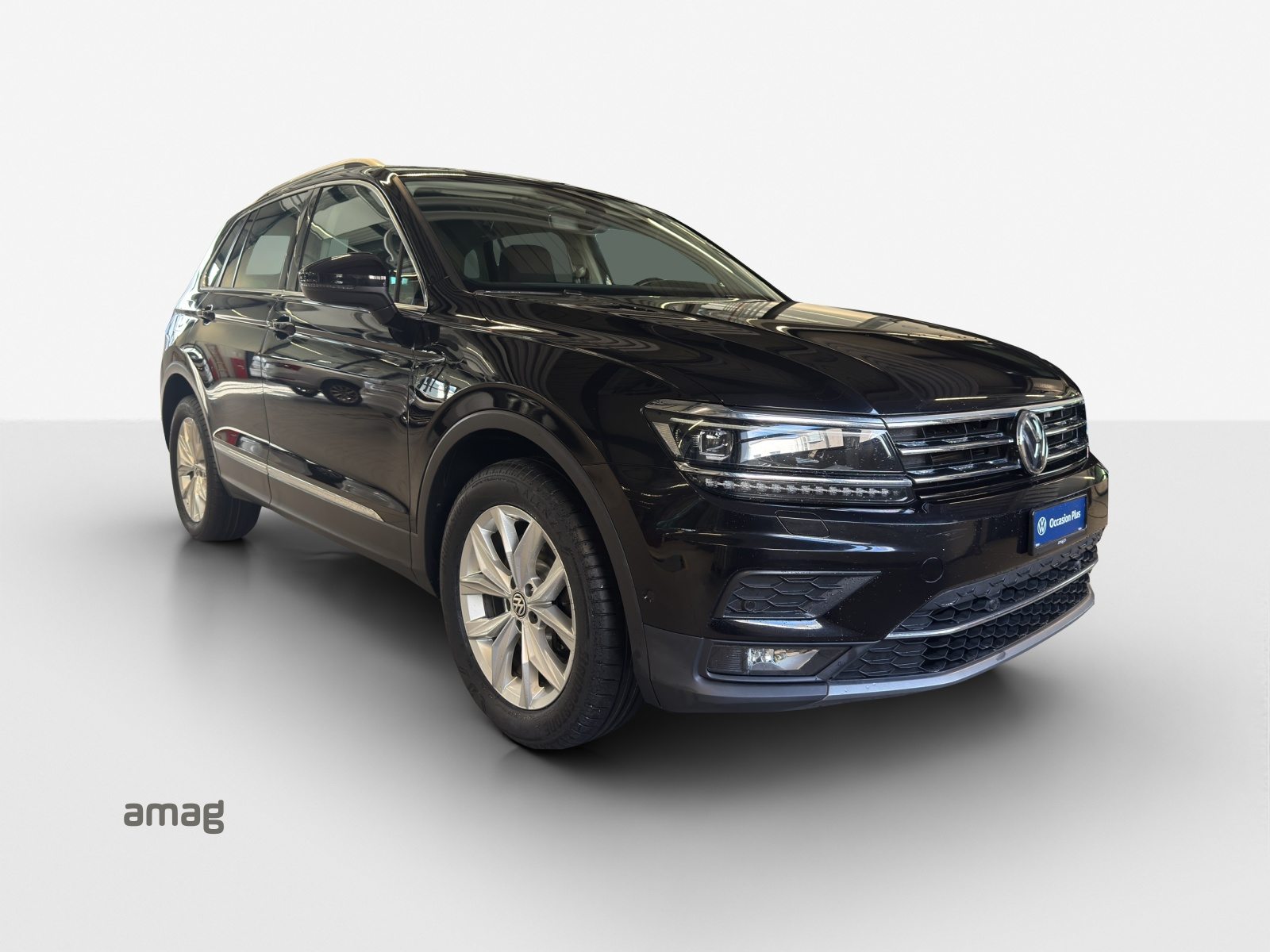 VW Tiguan Highline, Essence, Occasion / Utilisé, Automatique - 6