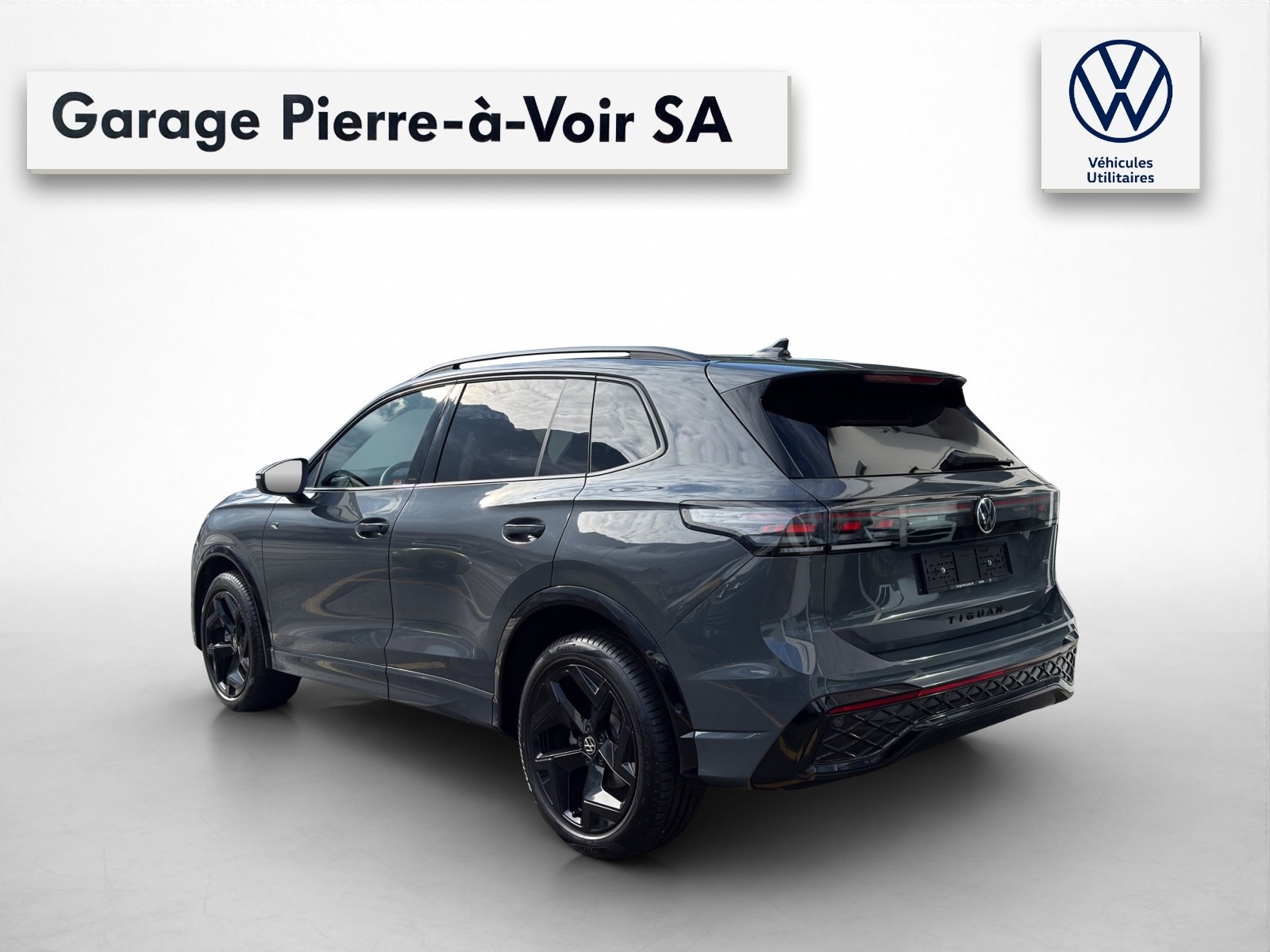 VW Tiguan 2.0 TDI SCR R-Line 4Motion DSG, Diesel, Occasion / Gebraucht, Automatik - 3