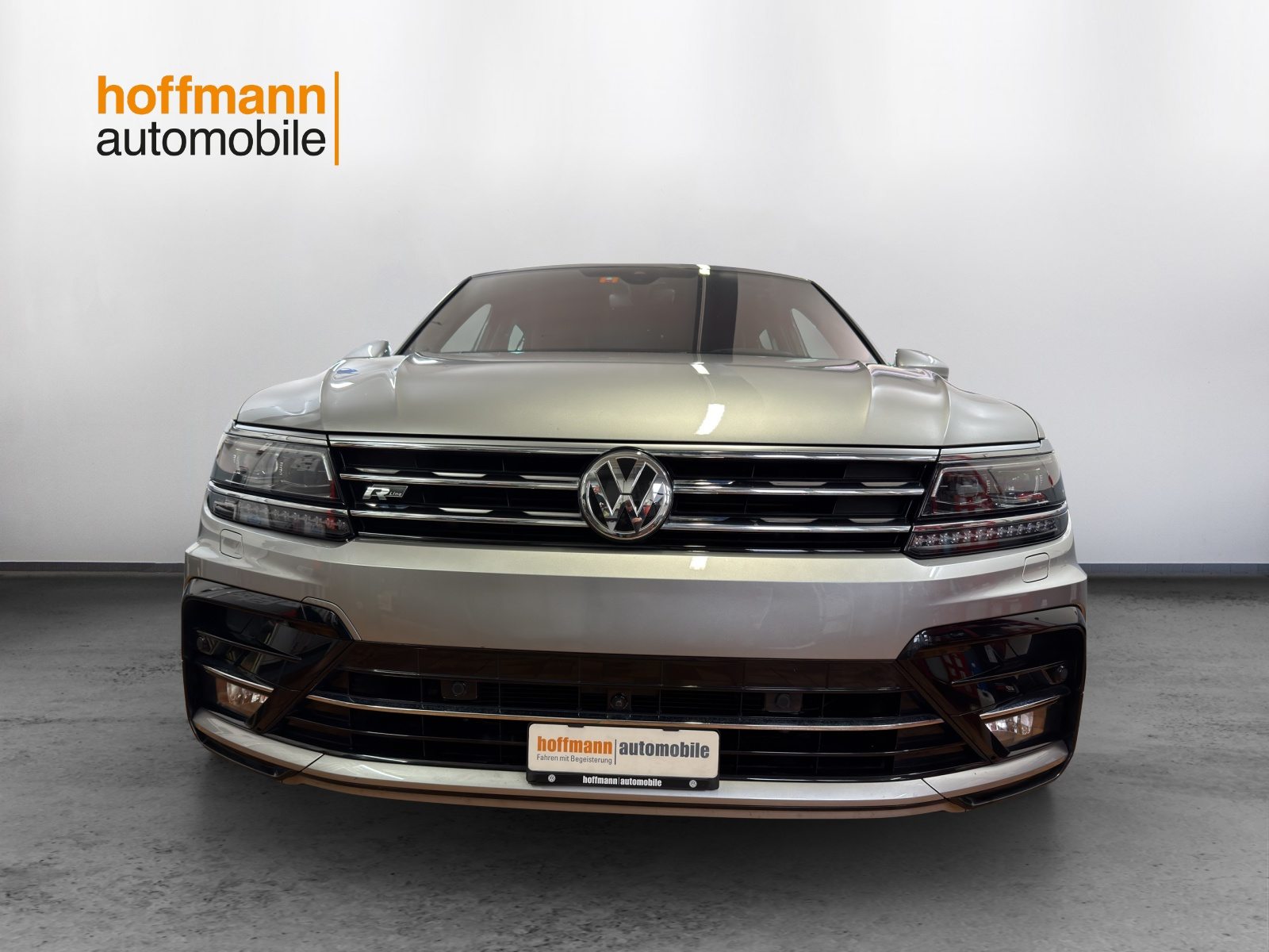 VW Tiguan Highline, Benzin, Occasion / Gebraucht, Automatik - 2