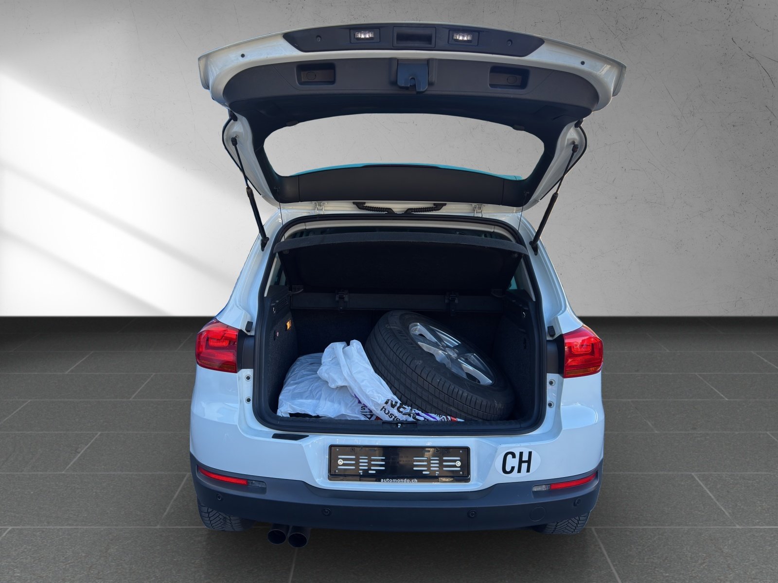 VW Tiguan 2.0 TDI BlueMotion TrackStyle 4Motion DSG, Diesel, Occasion / Gebraucht, Automatik - 7