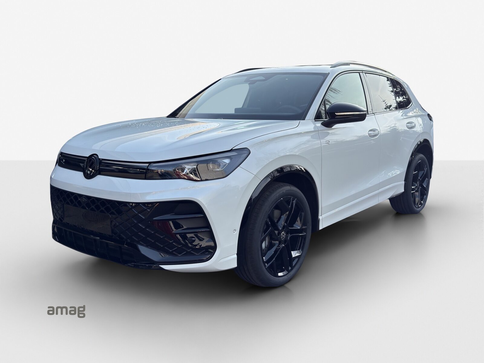VW Tiguan R-Line